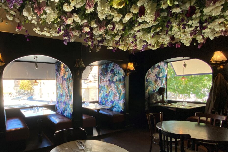 Décoration renovation Restaurant café parisien brasserie Capone Alcove interieure lelievre palma 2